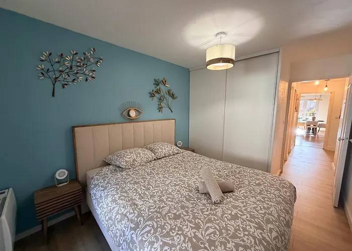 Jardin Japonais - T2 Parking Prive Et Terrasse *